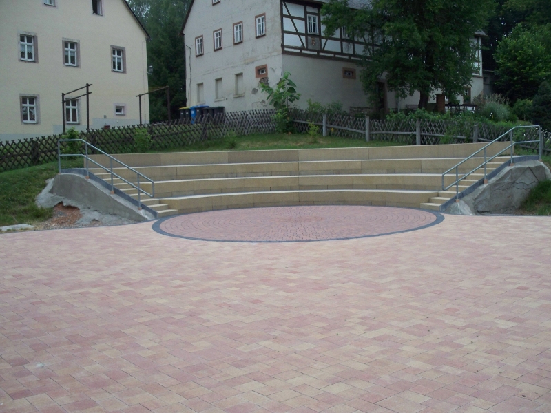 Außenanlage EOB Haus 1 Außenanlage EOB Haus 1