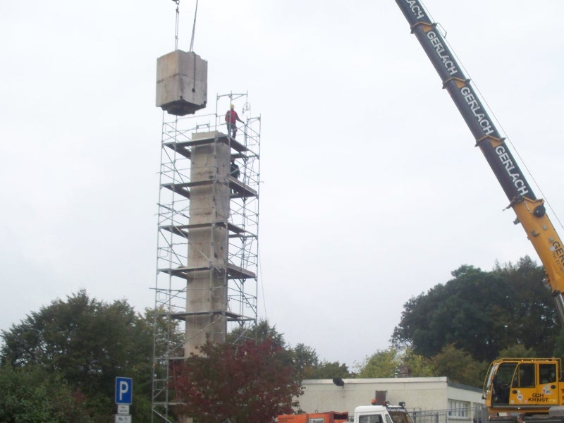Schornsteinabbruch<br>KITA in Thum Schornsteinabbruch<br>KITA in Thum