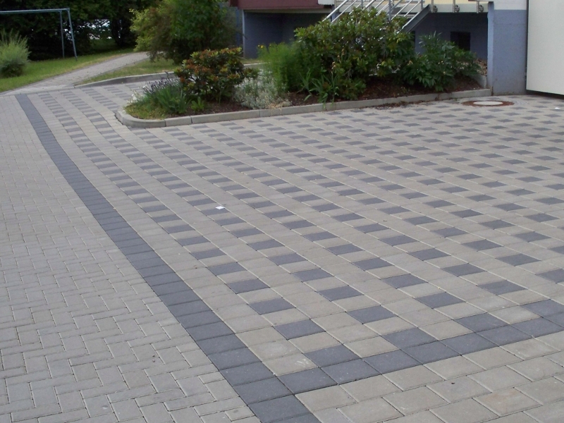 Außenanlage in Chemnitz Außenanlage in Chemnitz