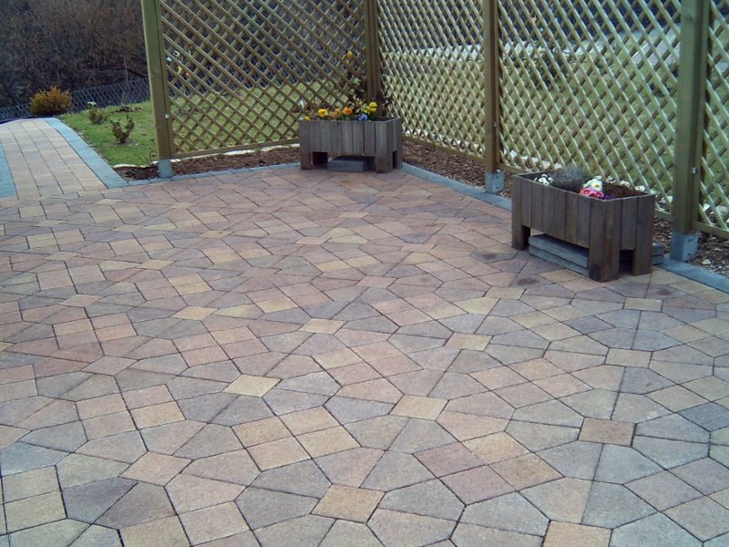 Terrasse aus Betonpflaster Terrasse aus Betonpflaster