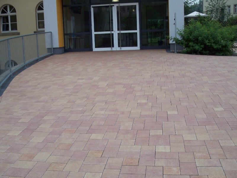 Außenanlage EOB Haus 1 Außenanlage EOB Haus 1