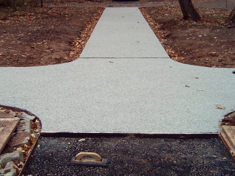 Wegebau mit Gussasphalt Wegebau mit Gussasphalt