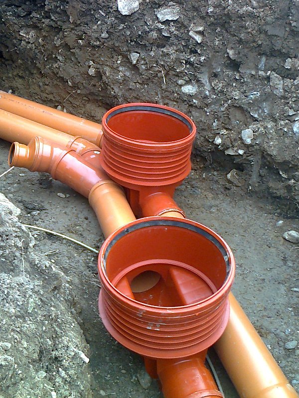 Abwasser-Hausanschluß Abwasser-Hausanschluß